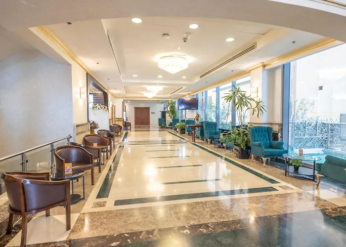 Sapphire Plaza Hotel