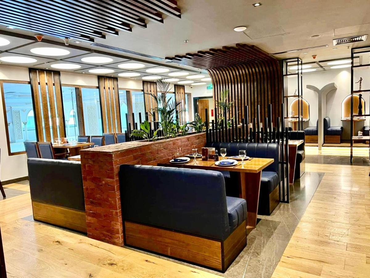 Sapphire Plaza 4*
