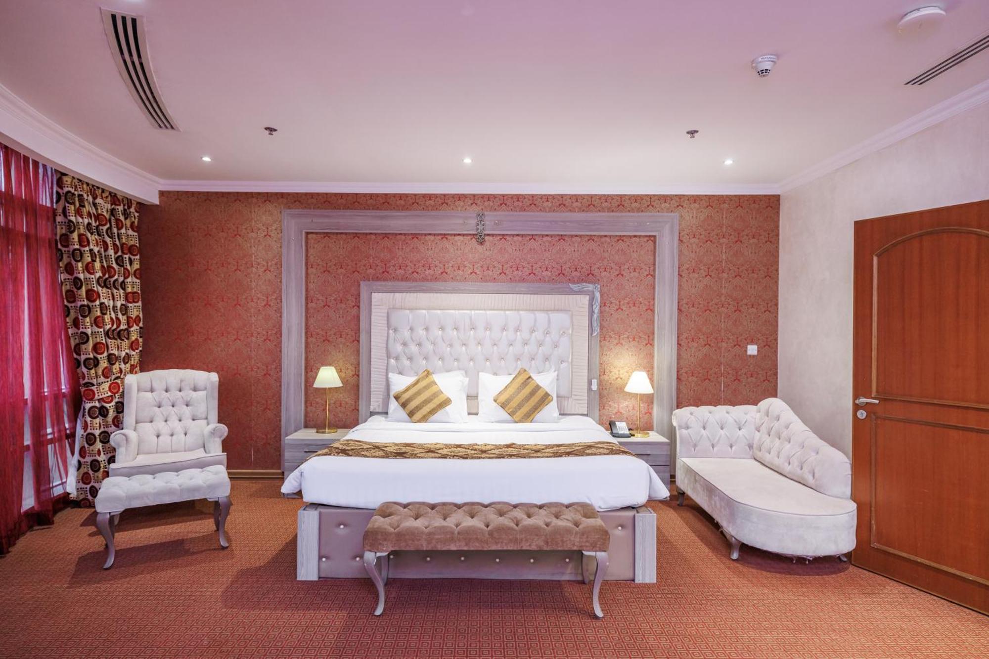 Sapphire Plaza 4*