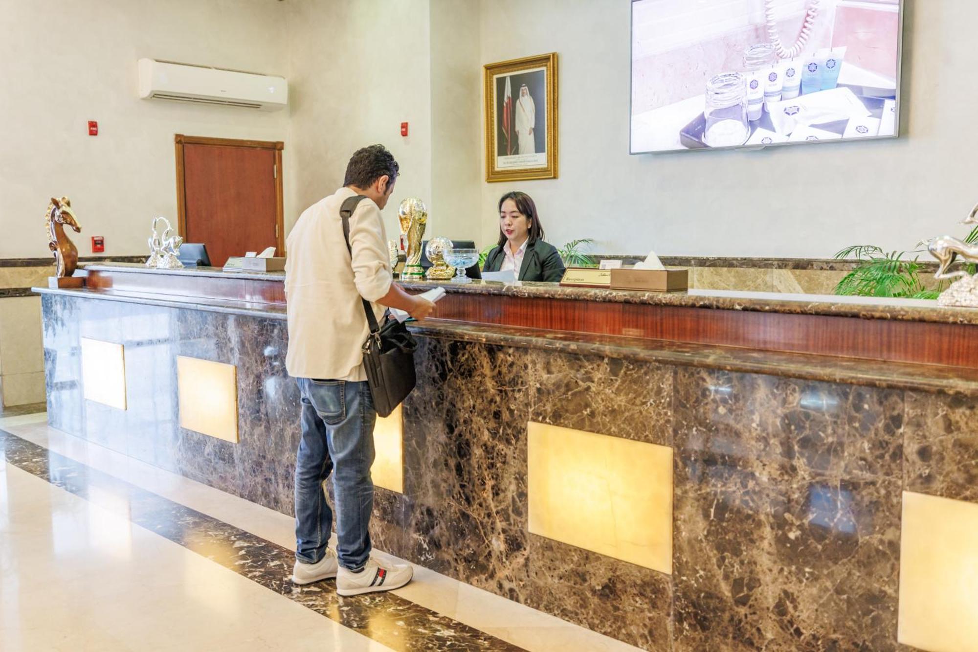 Hotel Sapphire Plaza